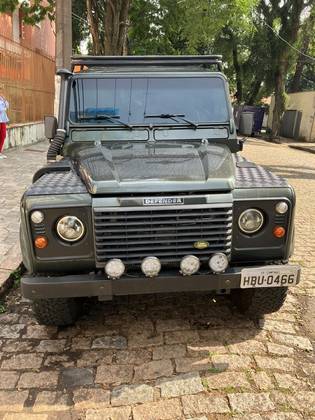 LAND ROVER DEFENDER 2.5 TD5 CSTD 110 4X4 TURBO DIESEL 4P MANUAL